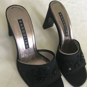 BRAND NEW Bandolino Size 7 Black and Silver Pumps with Embroidered Strap Leather